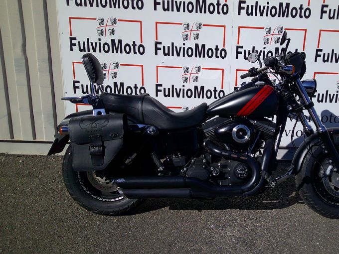 HARLEY-DAVIDSON DYNA FAT BOB 1584 4