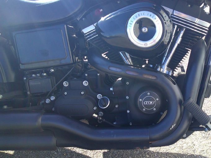 HARLEY-DAVIDSON DYNA FAT BOB 1584 4