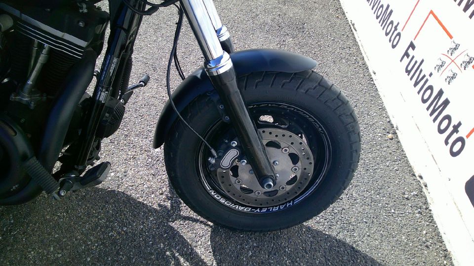 HARLEY-DAVIDSON DYNA FAT BOB 1584 4