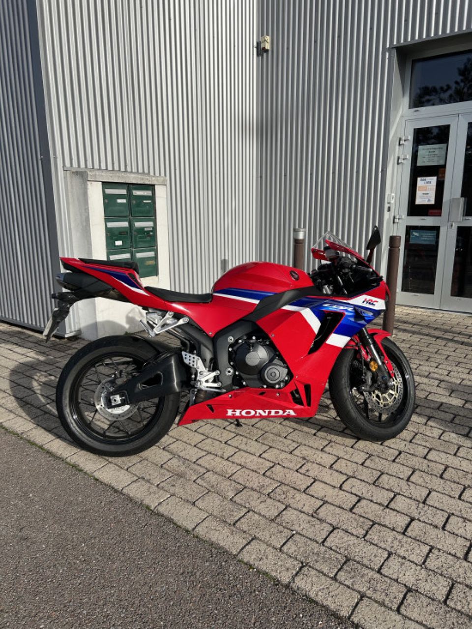 HONDA CBR 600 RR 4