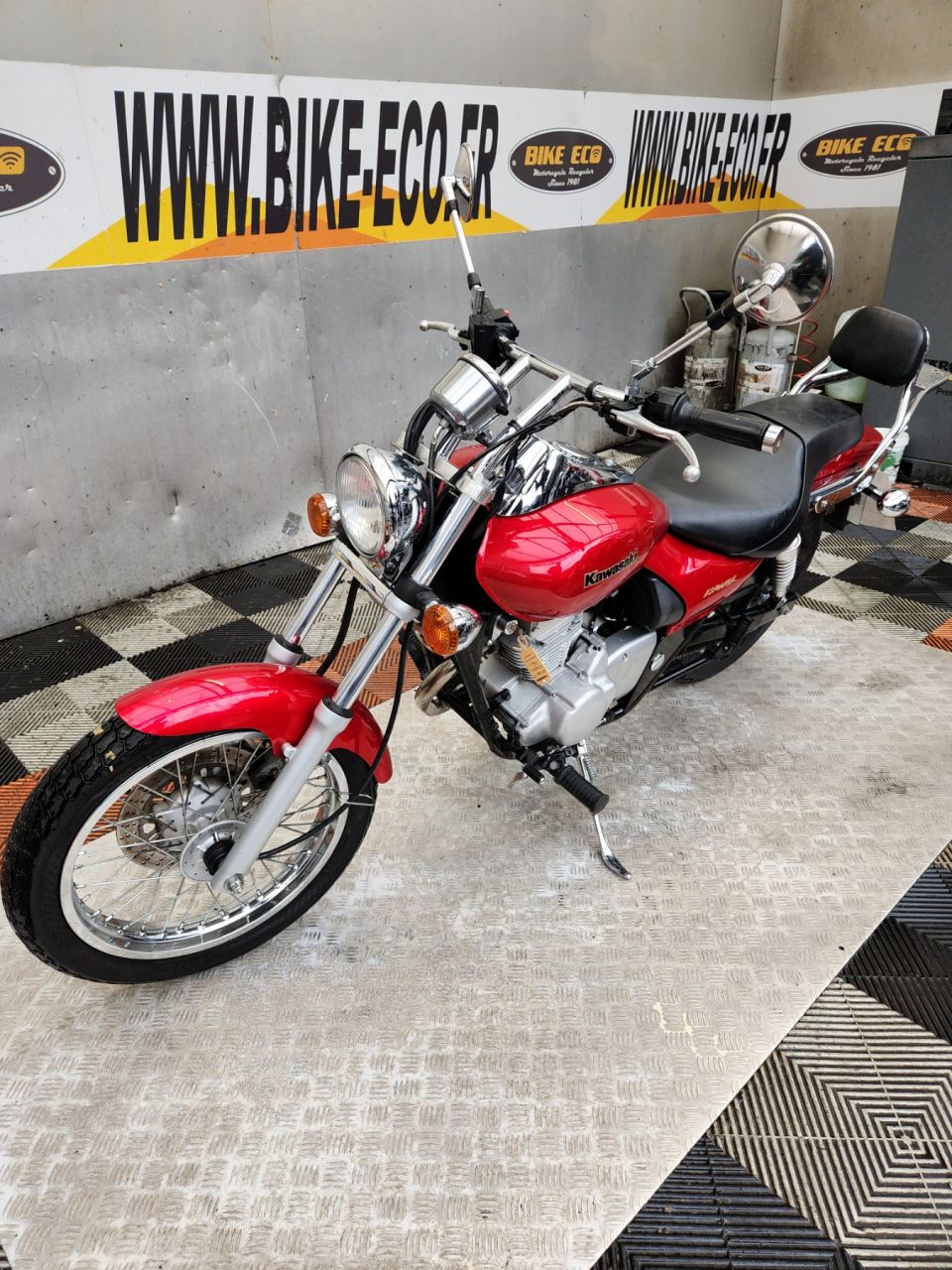 KAWASAKI ELIMINATOR 125 4
