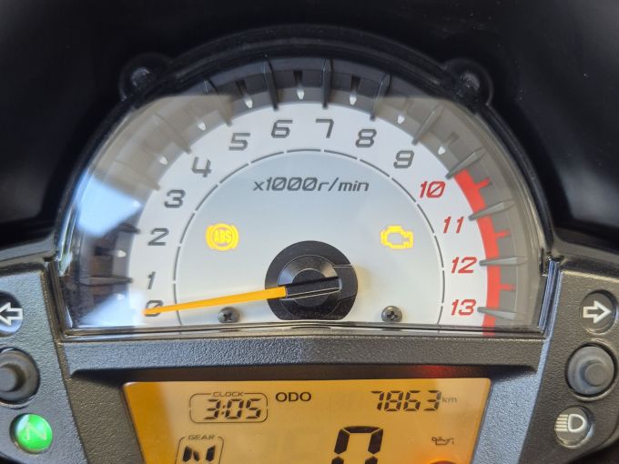 KAWASAKI VERSYS 650 4