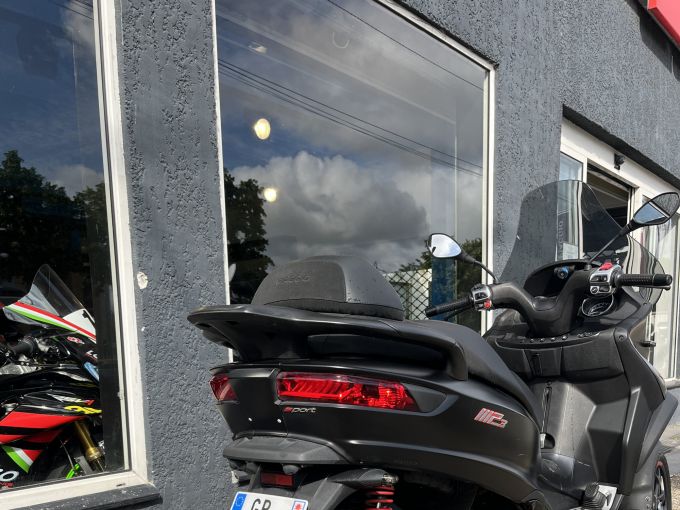 PIAGGIO MP3 500 HPE SPORT ABS/ASR 4