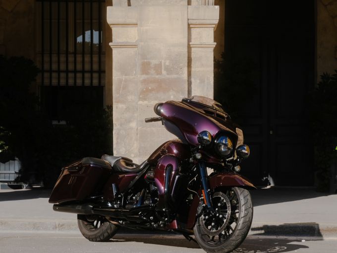 HARLEY-DAVIDSON TOURING STREET GLIDE 1923 CVO  4