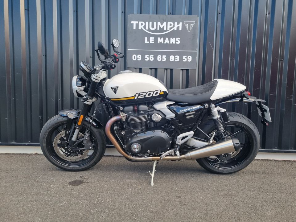 TRIUMPH SPEED TWIN 1200 4