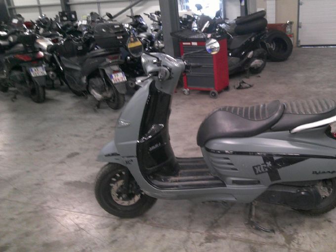PEUGEOT DJANGO 125 4