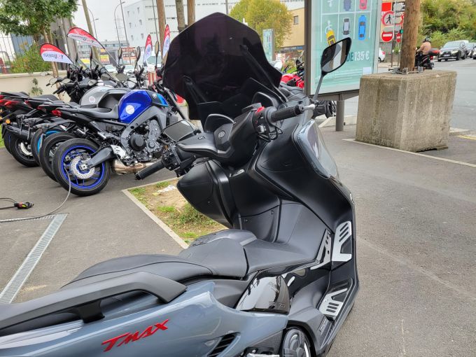 YAMAHA XP T-MAX 560 TECH MAX 4