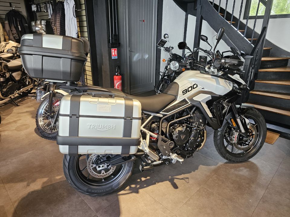 TRIUMPH Tiger 900 GT PRO 4
