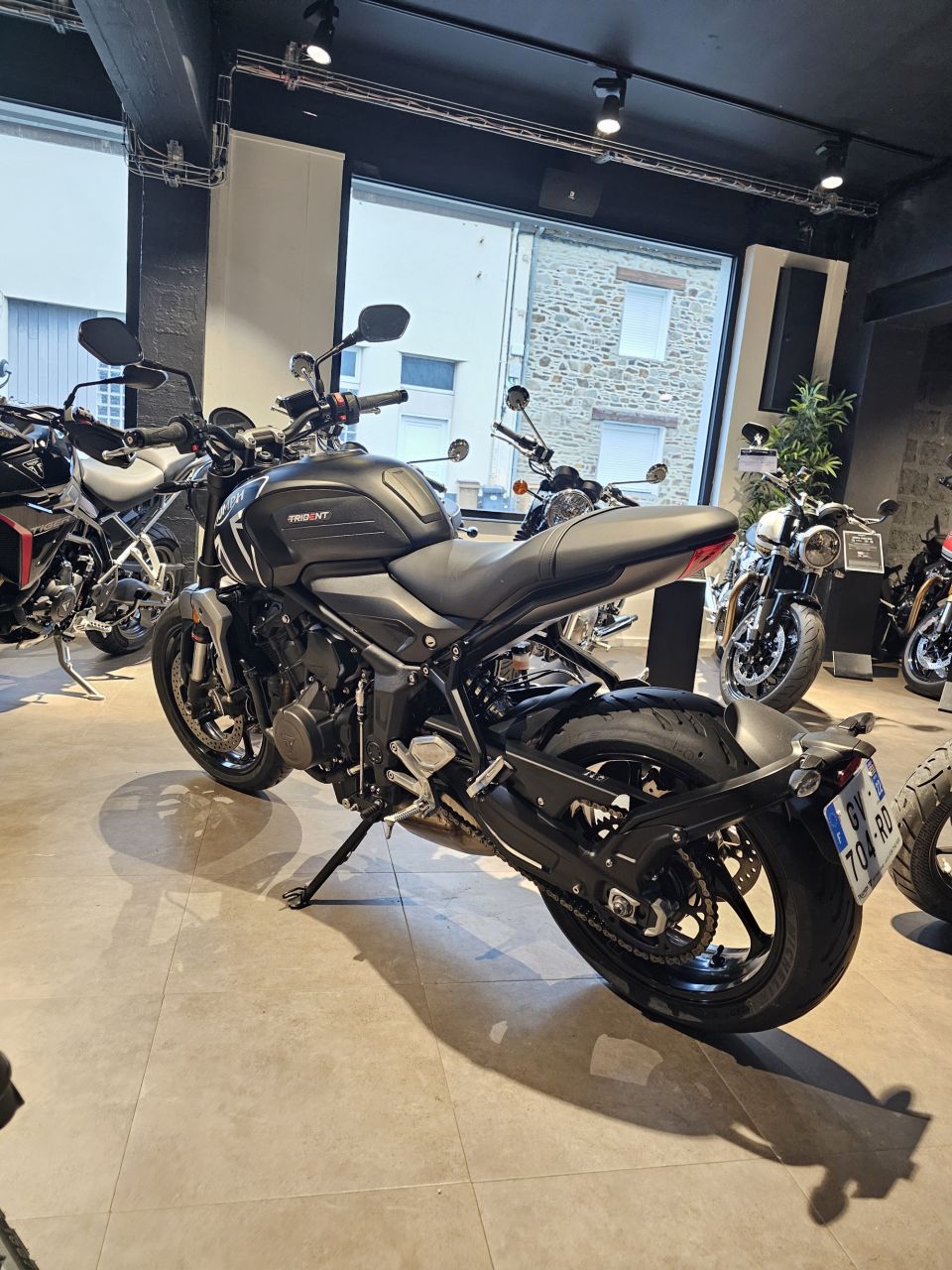 TRIUMPH TRIDENT 660 4