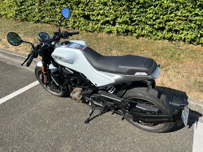 HUSQVARNA VITPILEN 401 4