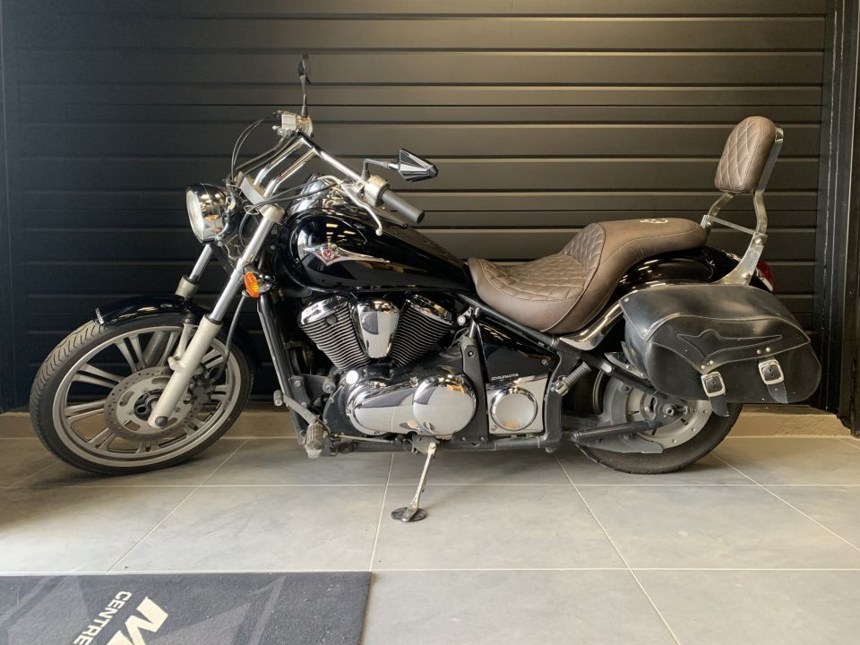 KAWASAKI VN 900 CUSTOM 4