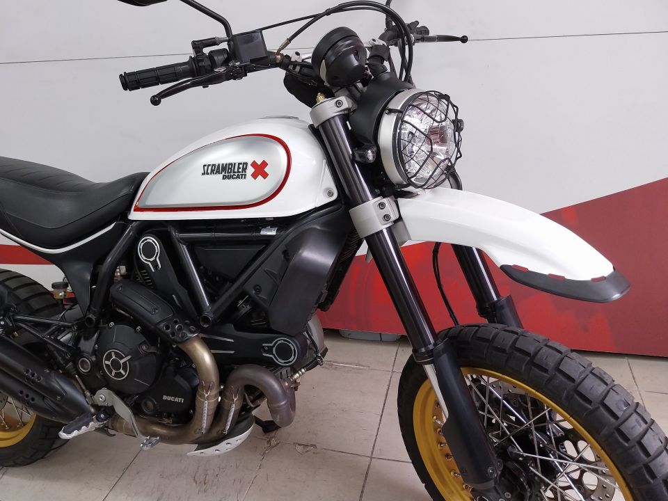 DUCATI SCRAMBLER 800 DESERT SLED 4