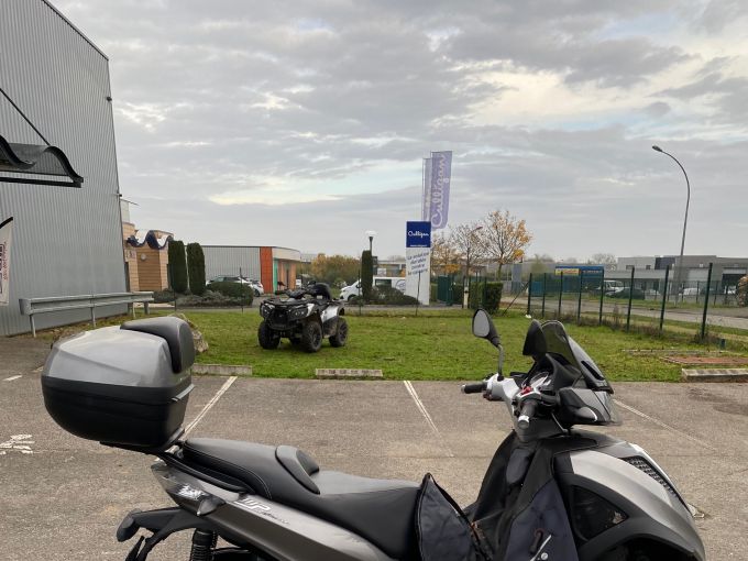PIAGGIO MP3 300LT YOURBAN 4