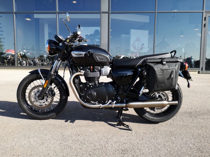 TRIUMPH Bonneville T100 4