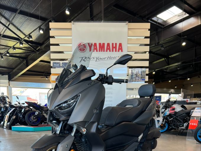YAMAHA XMAX 125 TECH MAX 4