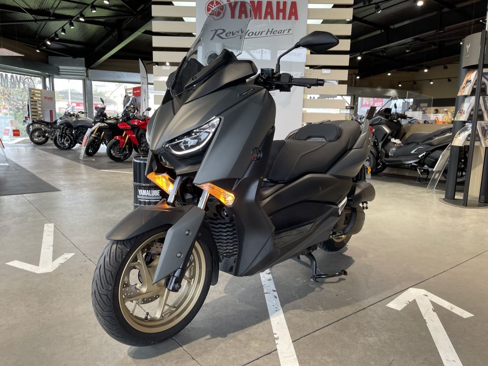 YAMAHA XMAX 125 TECH MAX 4