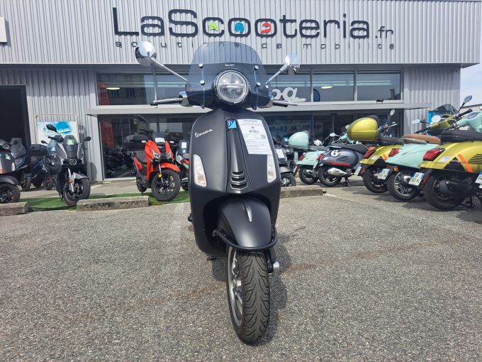 VESPA PRIMAVERA 125 4