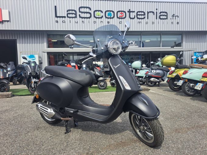 VESPA PRIMAVERA 125 4