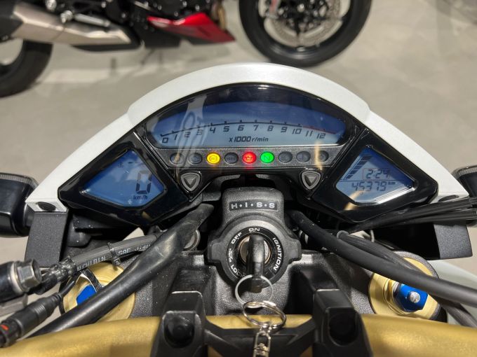 HONDA CB 1000 R 4