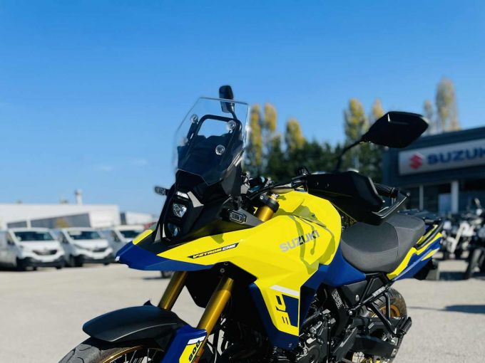 SUZUKI DL V-STROM 800DE 4