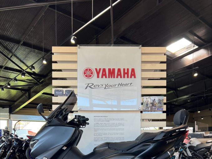 YAMAHA XP T-MAX 560 4