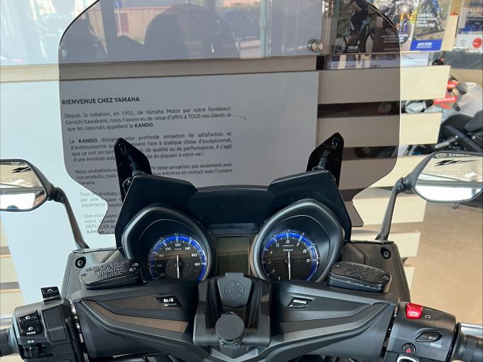 YAMAHA XP T-MAX 560 4