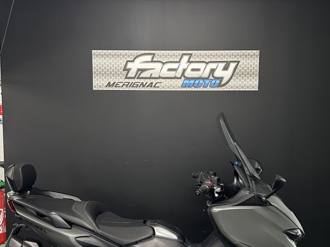 YAMAHA XP T-MAX 560 TECH MAX 4