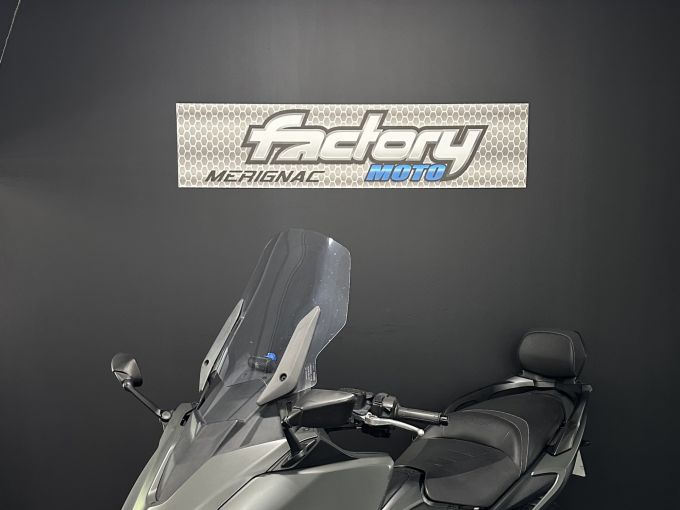 YAMAHA XP T-MAX 560 TECH MAX 4