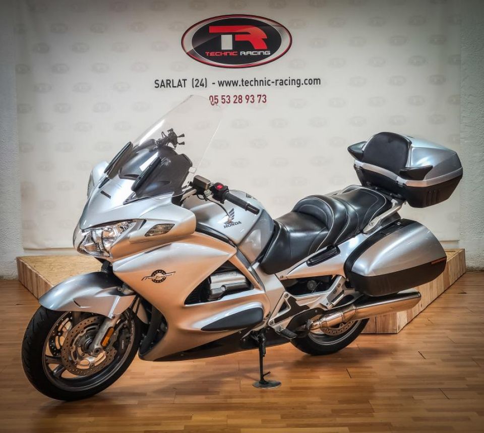 HONDA ST 1300 PAN EUROPEAN 4