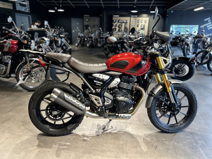 TRIUMPH Scrambler 400 X 4