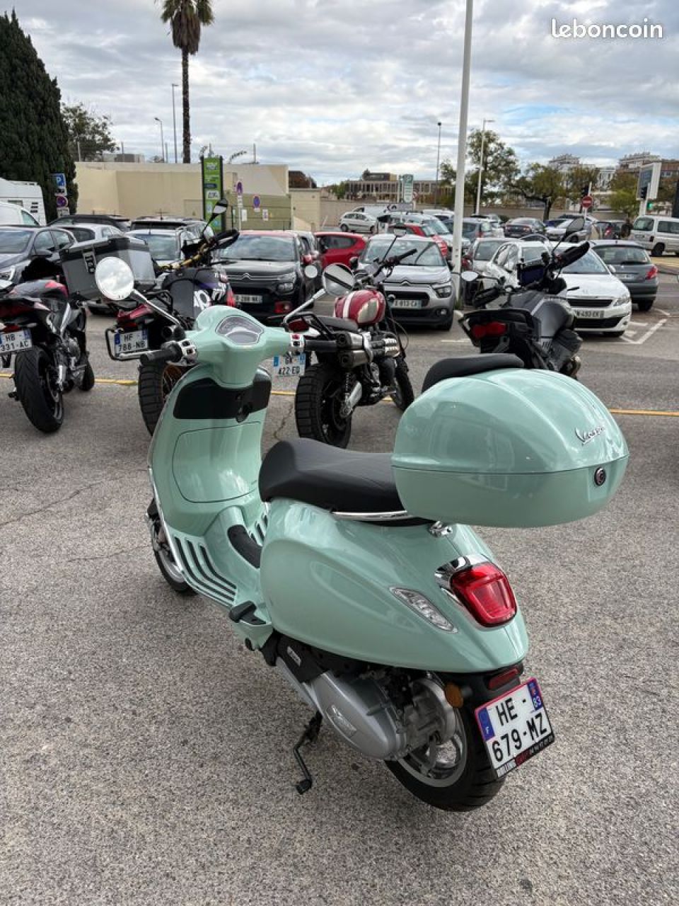 VESPA PRIMAVERA 125 4
