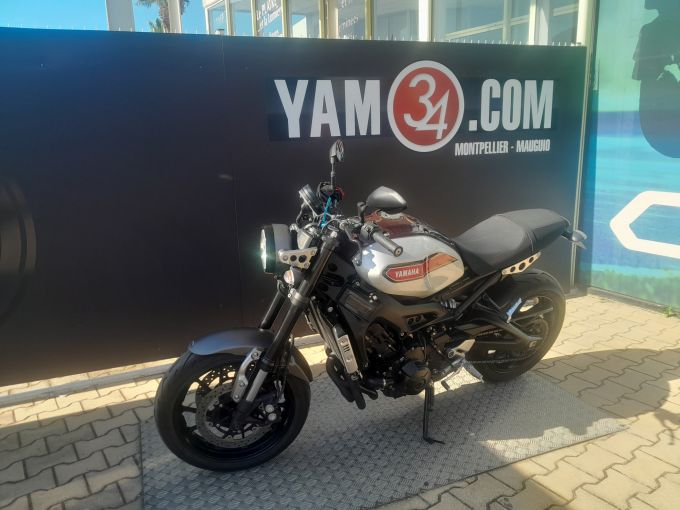 YAMAHA XSR 900 4