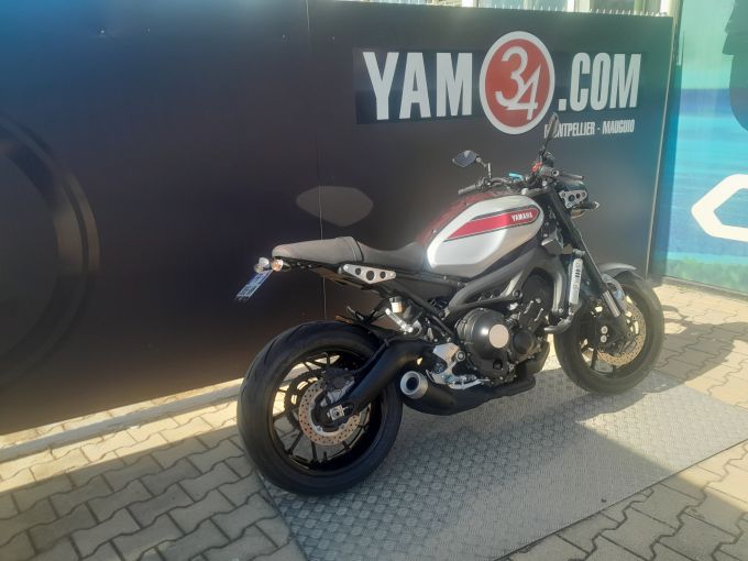 YAMAHA XSR 900 4