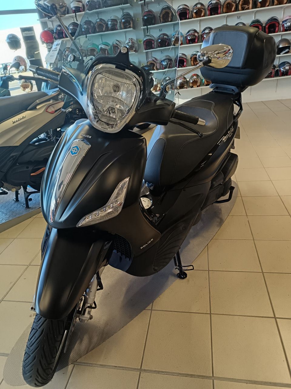 PIAGGIO BEVERLY 300 4