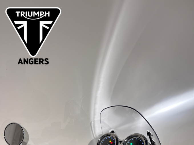 TRIUMPH Bonneville T120 Black 4