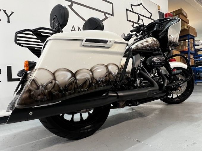 HARLEY-DAVIDSON TOURING ROAD GLIDE 1745 SPECIAL 4