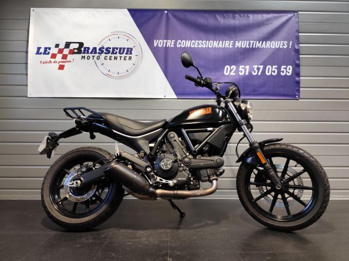 DUCATI 400 Scrambler Sixty 2 #hastag 4