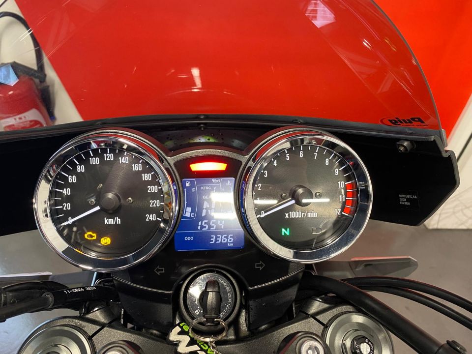 KAWASAKI Z900RS 4