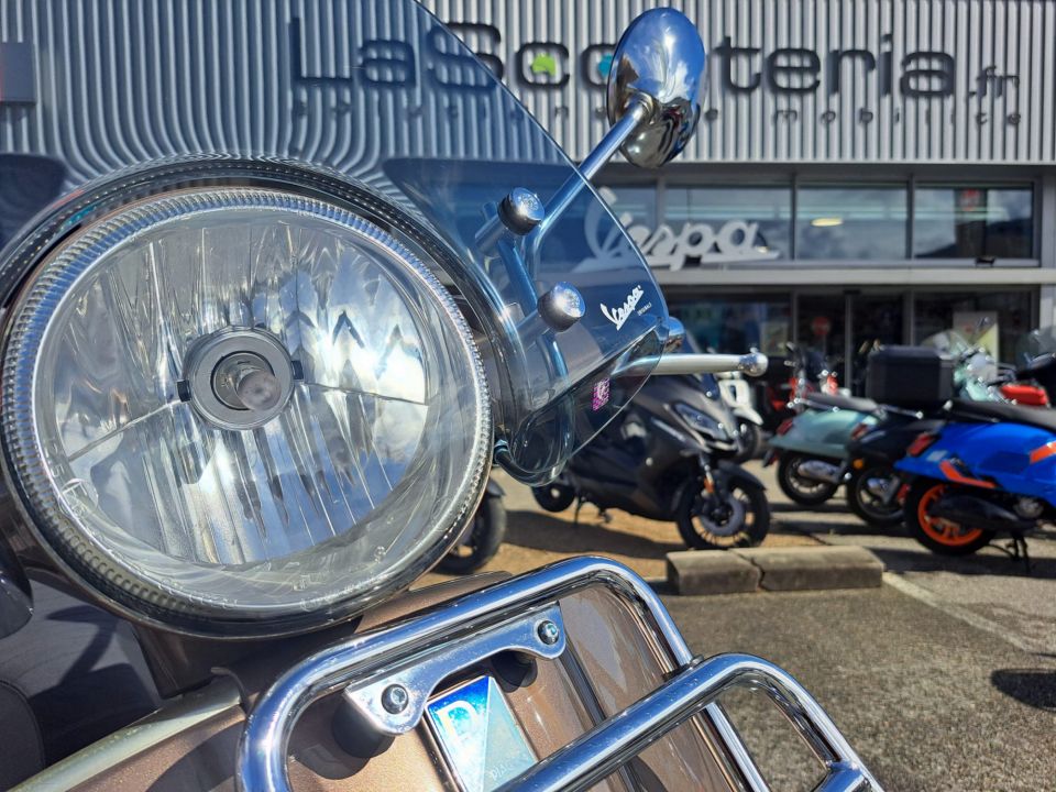 VESPA GTS 300 4