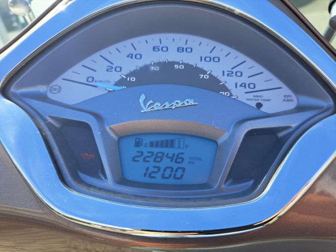 VESPA GTS 300 4