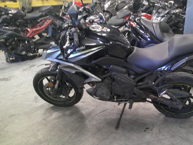 KAWASAKI VERSYS 650 4
