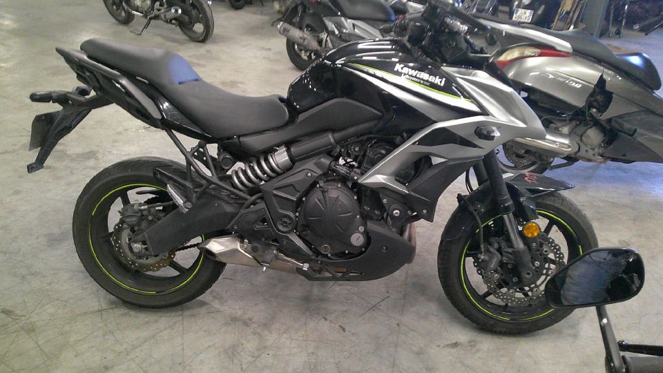 KAWASAKI VERSYS 650 4