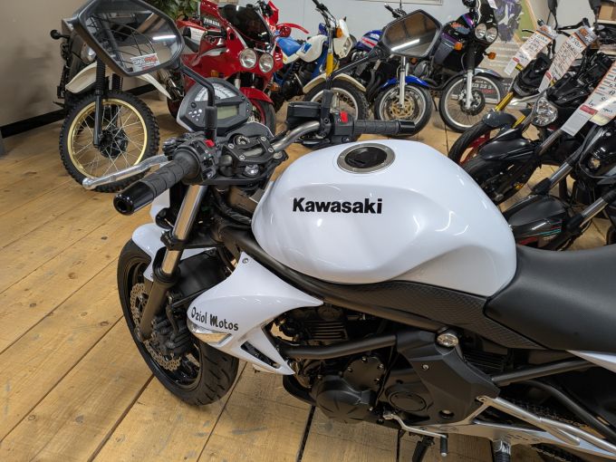 KAWASAKI ER-6 4