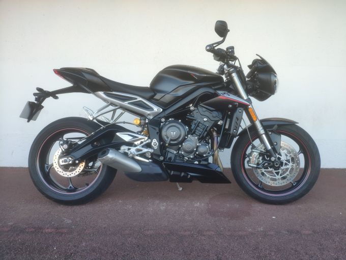 TRIUMPH STREET TRIPLE 765 RS 4