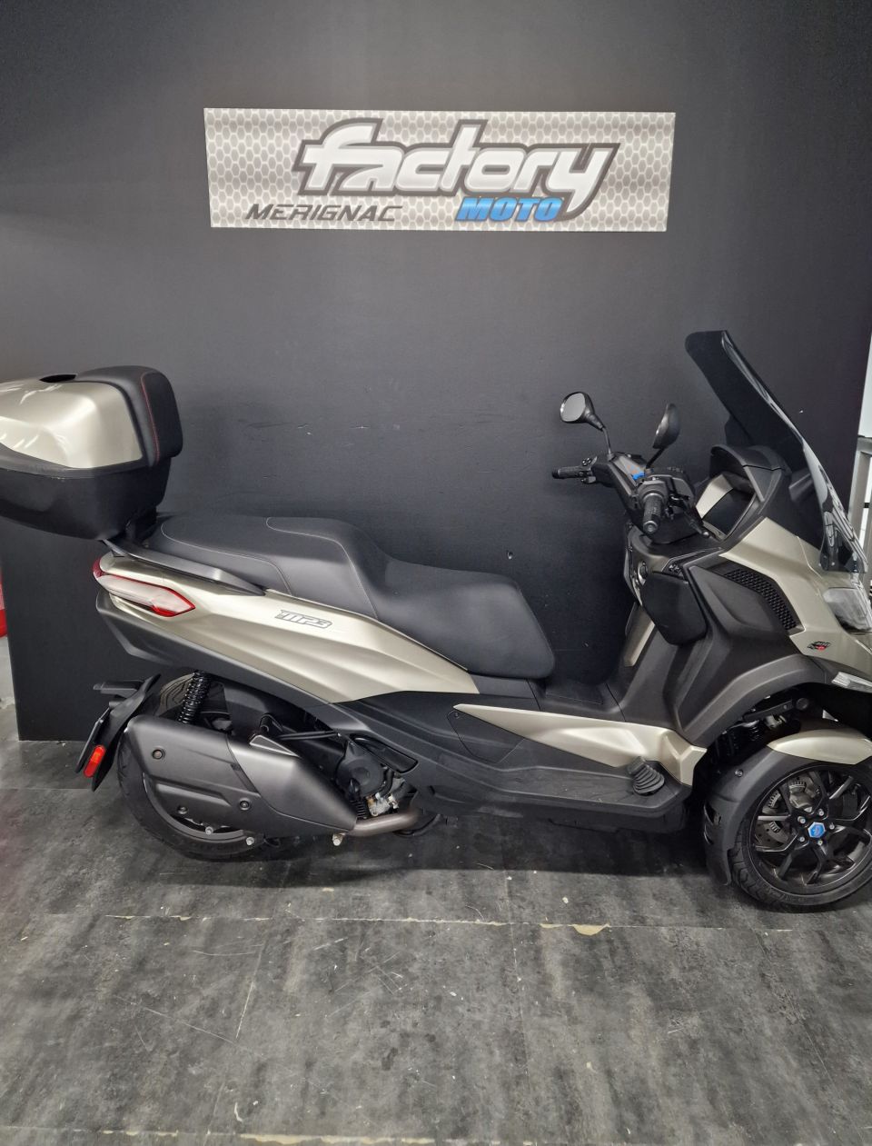 PIAGGIO MP3 400 RST SPORT 4