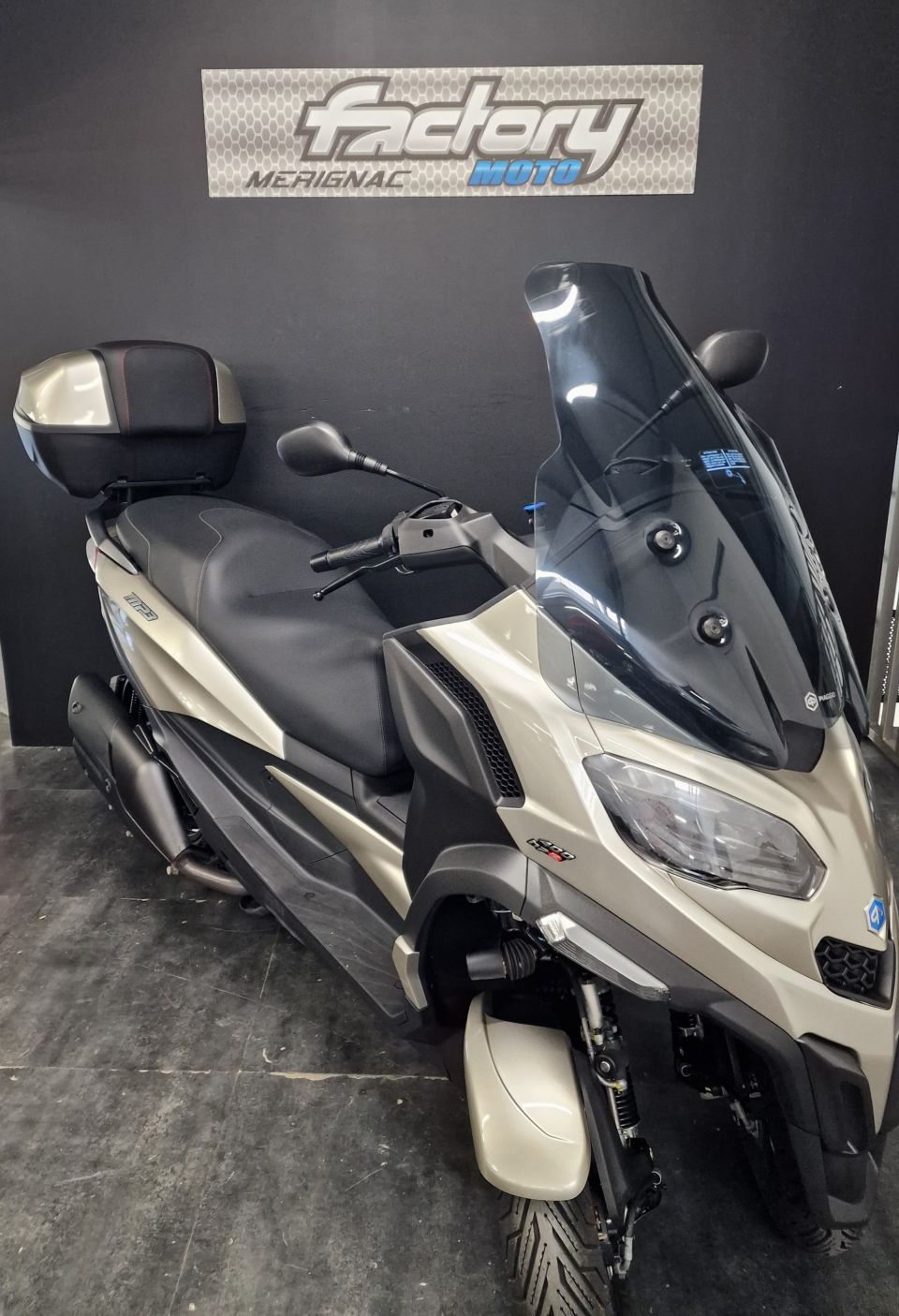 PIAGGIO MP3 400 RST SPORT 4
