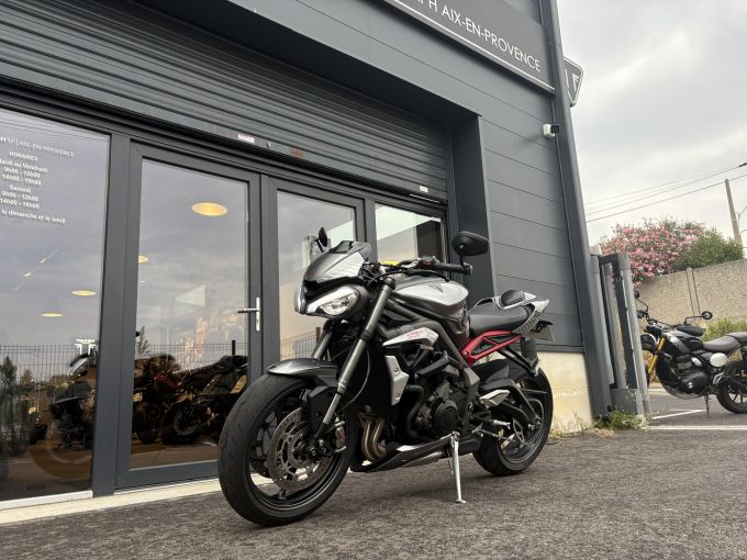 TRIUMPH STREET TRIPLE 765 RS 4
