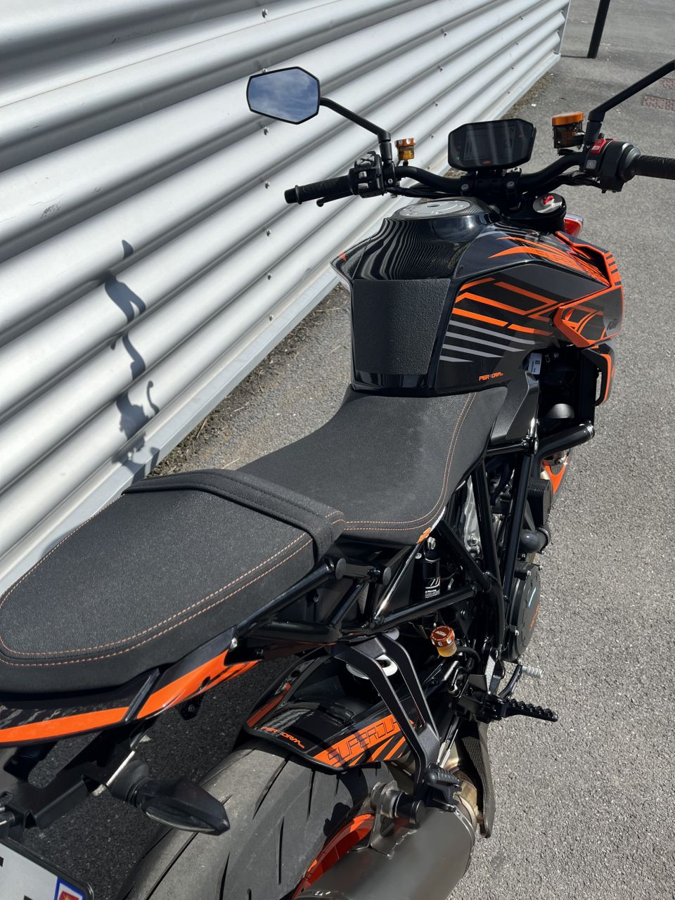 KTM 1290 SUPER DUKE R 4