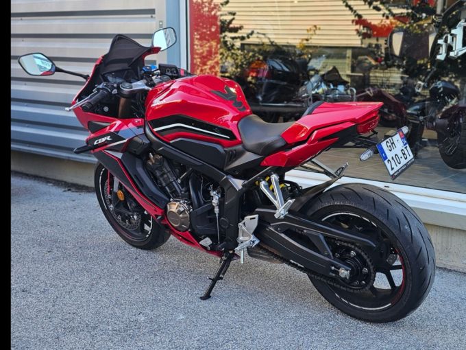 HONDA CBR 650 R (A2) 4