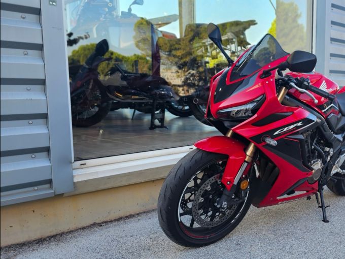 HONDA CBR 650 R (A2) 4